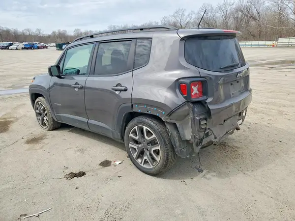 ZACCJABB5HPF64425 2017 JEEP RENEGADE - Image 2