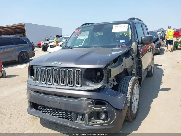 ZACCJABB5HPF86540 2017 JEEP RENEGADE - Image 2