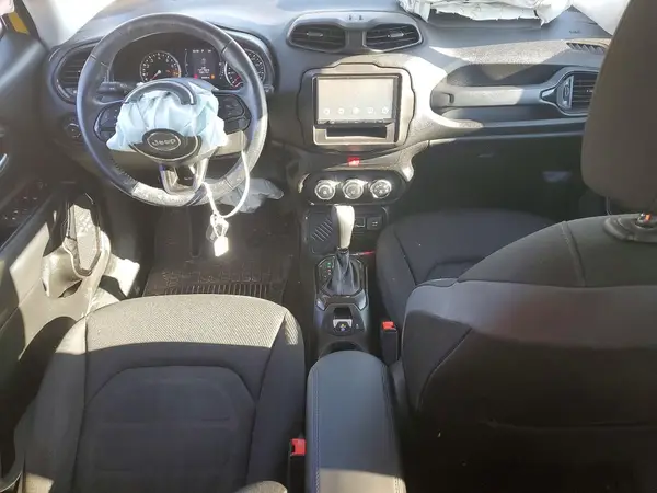 ZACCJABB5HPG11002 2017 JEEP RENEGADE - Image 8