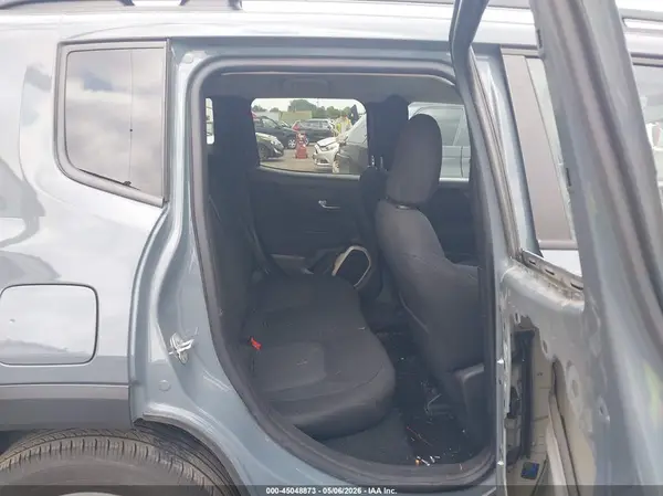 ZACCJABB5HPG23313 2017 JEEP RENEGADE - Image 8