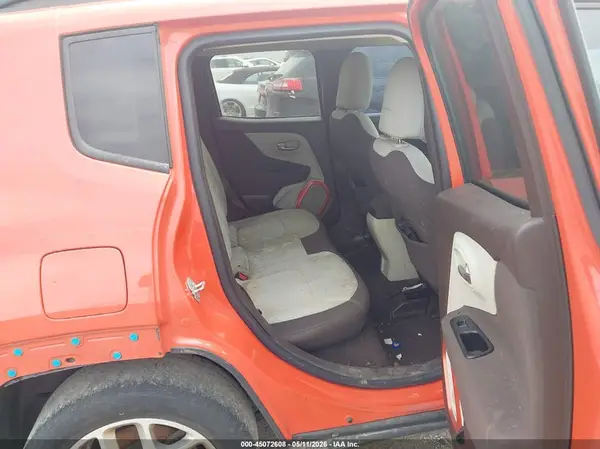 ZACCJABB5HPG24185 2017 JEEP RENEGADE - Image 8