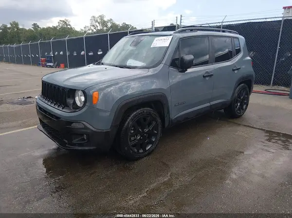 ZACCJABB5HPG59986 2017 JEEP RENEGADE - Image 2