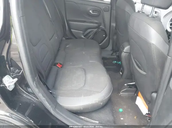 ZACCJABB5HPG61186 2017 JEEP RENEGADE - Image 8