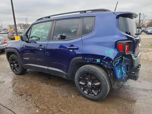 ZACCJABB5JPH70513 2018 JEEP RENEGADE - Image 2