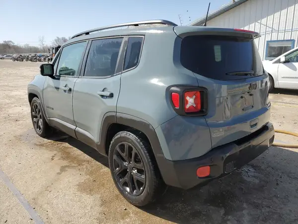ZACCJABB5JPH81978 2018 JEEP RENEGADE - Image 2