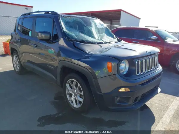 ZACCJABB5JPH92303 2018 JEEP RENEGADE - Image 1
