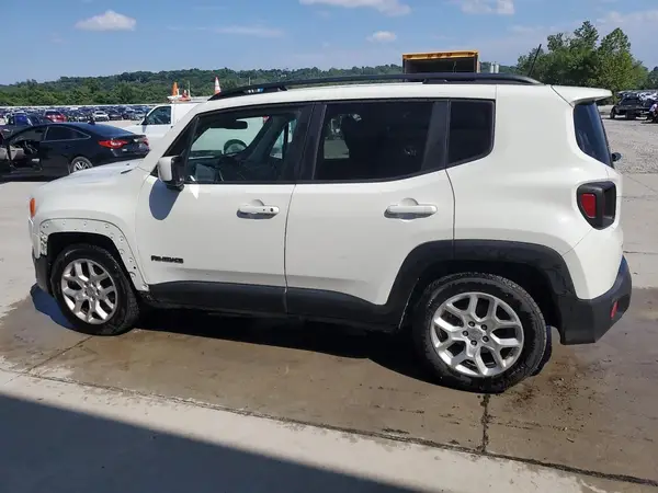 ZACCJABB5JPJ08797 2018 JEEP RENEGADE - Image 2