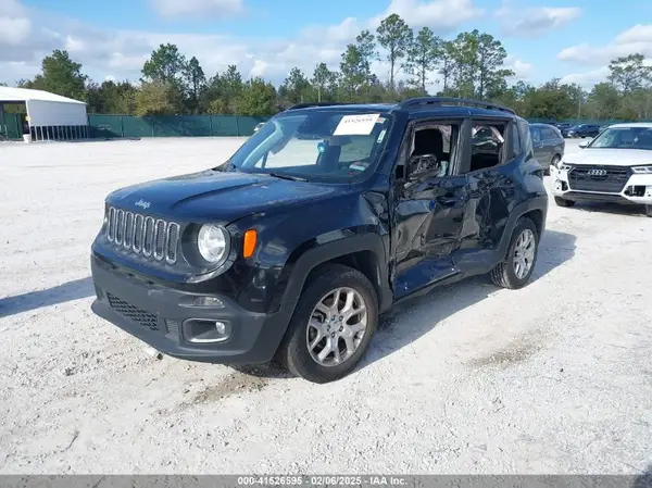 ZACCJABB5JPJ18536 2018 JEEP RENEGADE - Image 2