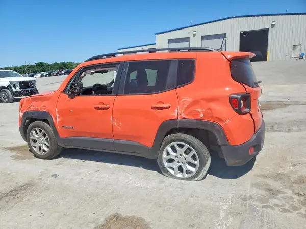 ZACCJABB5JPJ35918 2018 JEEP RENEGADE - Image 2