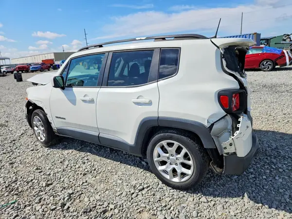 ZACCJABB5JPJ43663 2018 JEEP RENEGADE - Image 2