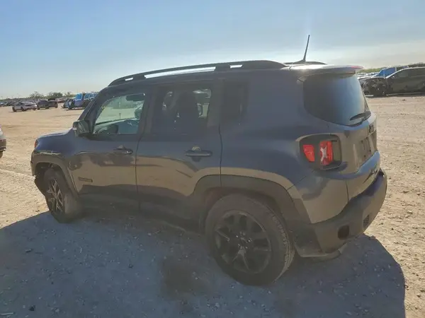 ZACCJABB5JPJ54663 2018 JEEP RENEGADE - Image 2