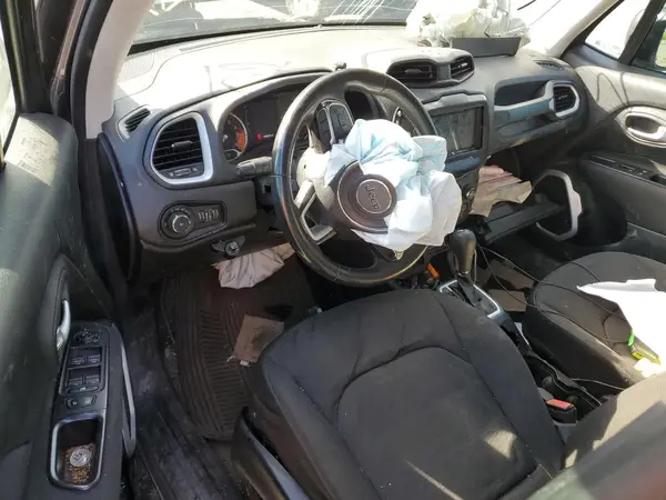 ZACCJABB5JPJ68093 2018 JEEP RENEGADE - Image 8