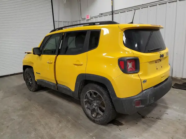 ZACCJABB5JPJ68563 2018 JEEP RENEGADE - Image 2