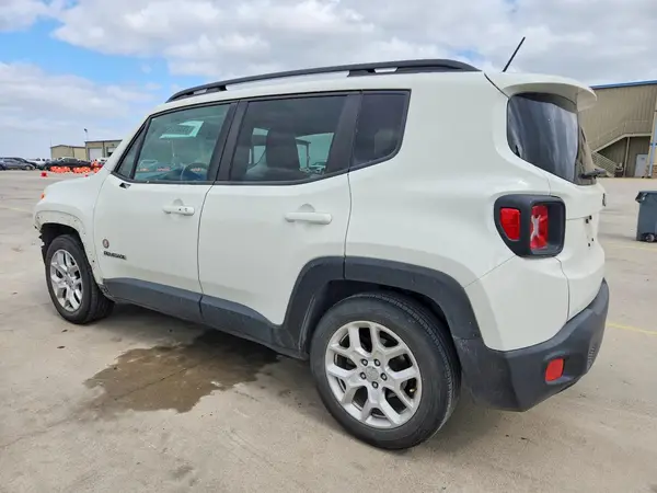 ZACCJABB6HPF48718 2017 JEEP RENEGADE - Image 2