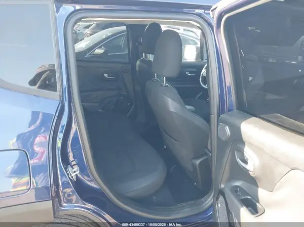 ZACCJABB6HPF76678 2017 JEEP RENEGADE - Image 8