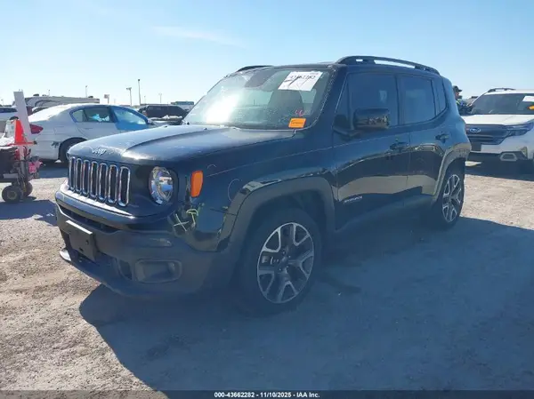 ZACCJABB6HPG21229 2017 JEEP RENEGADE - Image 2