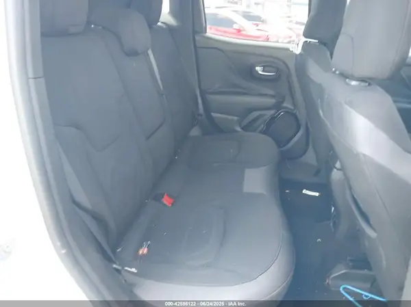 ZACCJABB6HPG23465 2017 JEEP RENEGADE - Image 8