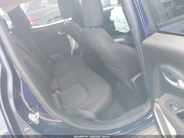 ZACCJABB6HPG33235 2017 JEEP RENEGADE - Image 8