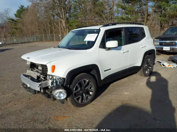 ZACCJABB6HPG38192 2017 JEEP RENEGADE - Image 2