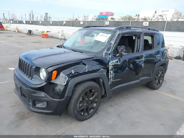 ZACCJABB6HPG47913 2017 JEEP RENEGADE - Image 2