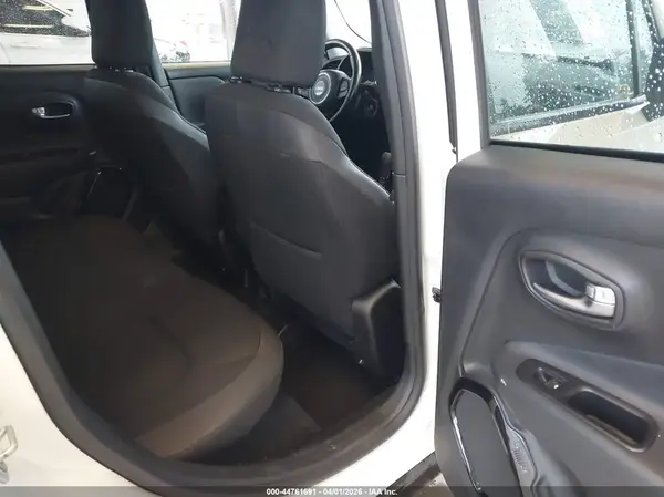 ZACCJABB6HPG51010 2017 JEEP RENEGADE - Image 8