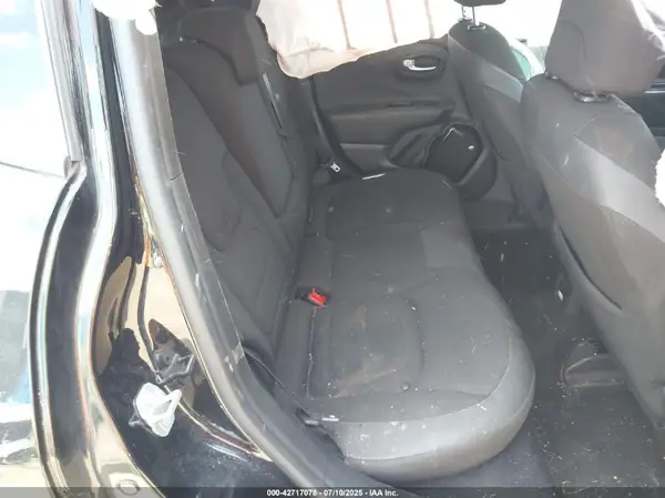 ZACCJABB6HPG67093 2017 JEEP RENEGADE - Image 8