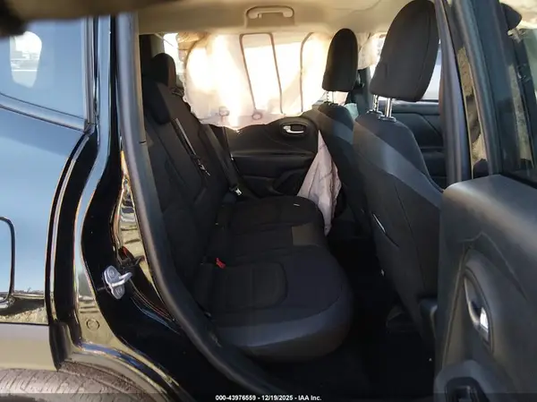 ZACCJABB6HPG69720 2017 JEEP RENEGADE - Image 8