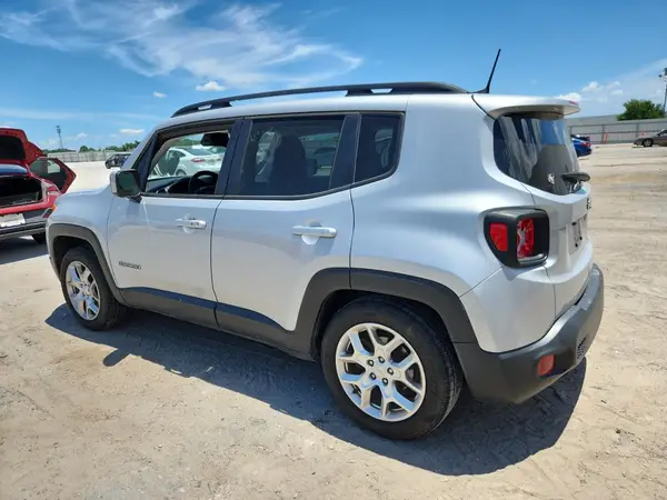 ZACCJABB6JPG66418 2018 JEEP RENEGADE - Image 2