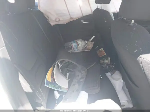 ZACCJABB6JPG84062 2018 JEEP RENEGADE - Image 8