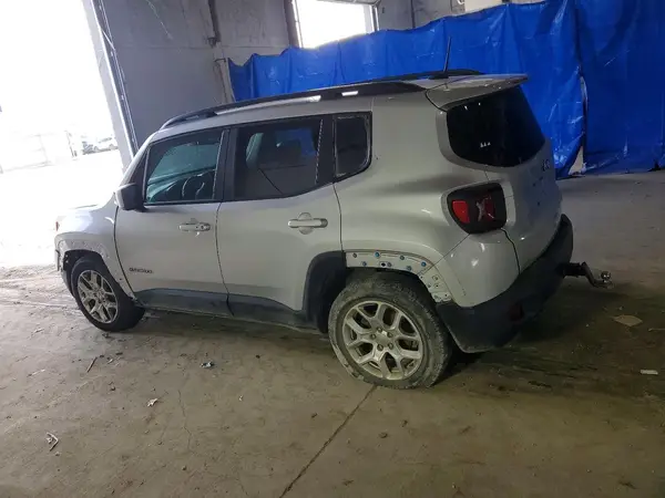ZACCJABB6JPH07825 2018 JEEP RENEGADE - Image 2
