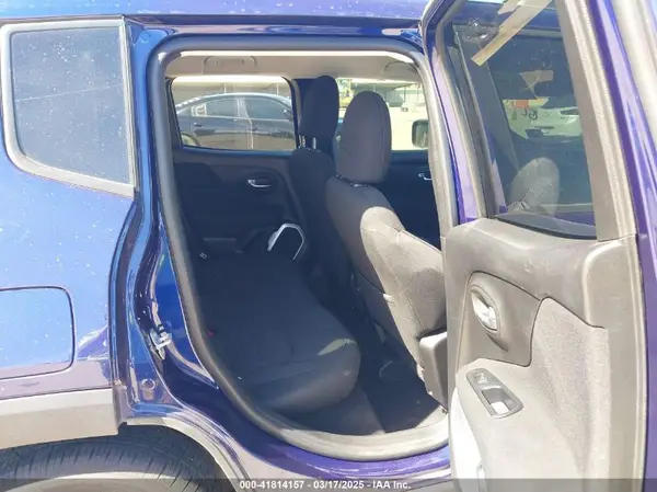 ZACCJABB6JPH48469 2018 JEEP RENEGADE - Image 8