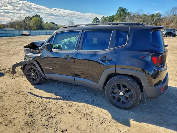 ZACCJABB6JPH75140 2018 JEEP RENEGADE - Image 2