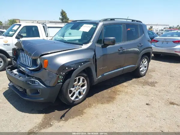 ZACCJABB7HPE56341 2017 JEEP RENEGADE - Image 2