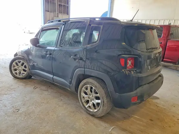 ZACCJABB7HPF03318 2017 JEEP RENEGADE - Image 2