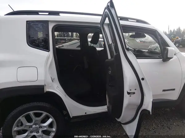 ZACCJABB7HPF16280 2017 JEEP RENEGADE - Image 8