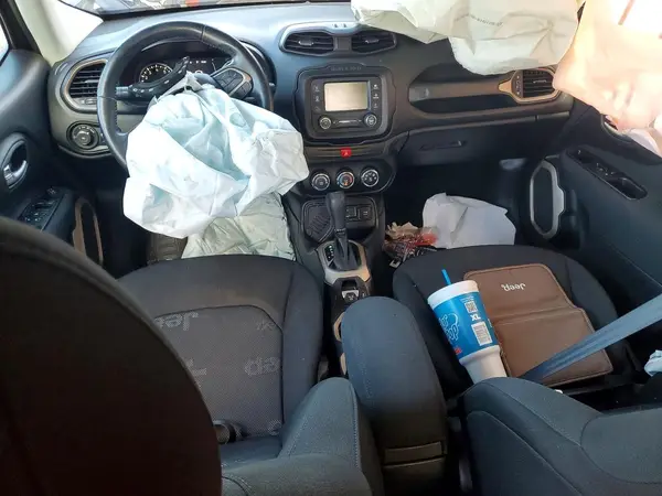ZACCJABB7HPF18014 2017 JEEP RENEGADE - Image 8
