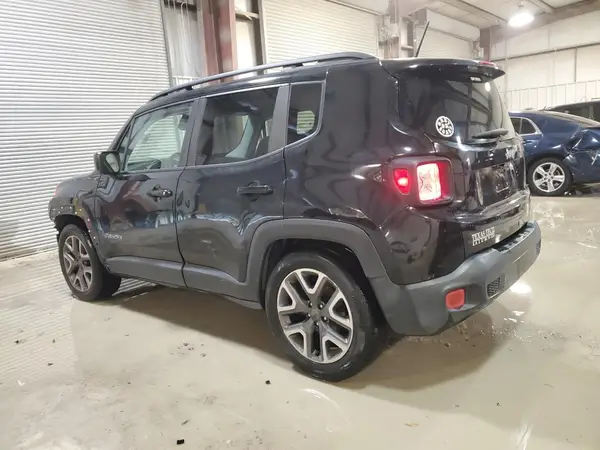 ZACCJABB7HPF18062 2017 JEEP RENEGADE - Image 2