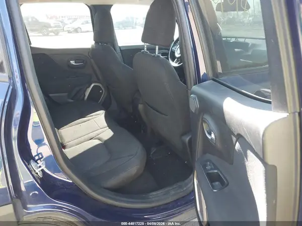 ZACCJABB7HPF50252 2017 JEEP RENEGADE - Image 8