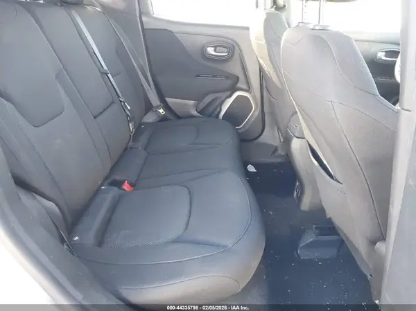ZACCJABB7HPF52082 2017 JEEP RENEGADE - Image 8