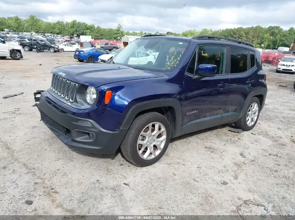 ZACCJABB7HPF53992 2017 JEEP RENEGADE - Image 2