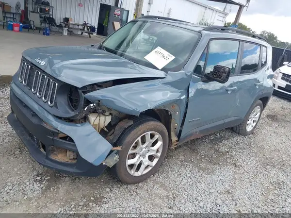 ZACCJABB7HPF68976 2017 JEEP RENEGADE - Image 2