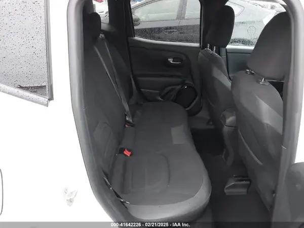 ZACCJABB7HPG25287 2017 JEEP RENEGADE - Image 8