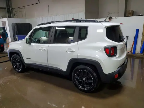 ZACCJABB7HPG61691 2017 JEEP RENEGADE - Image 2