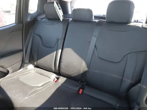 ZACCJABB7JPG66606 2018 JEEP RENEGADE - Image 8
