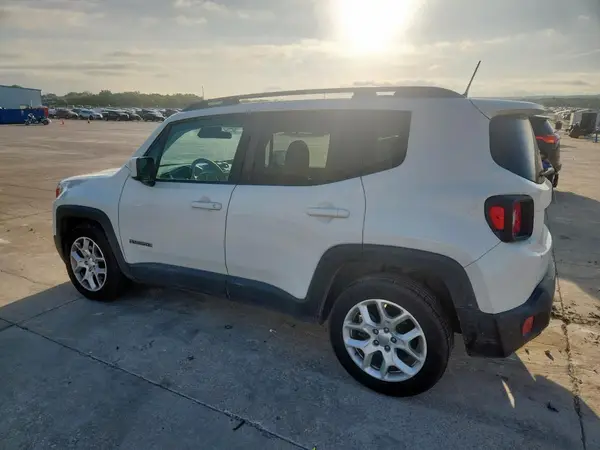 ZACCJABB7JPG84099 2018 JEEP RENEGADE - Image 2