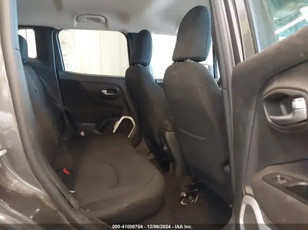 ZACCJABB7JPG90663 2018 JEEP RENEGADE - Image 8