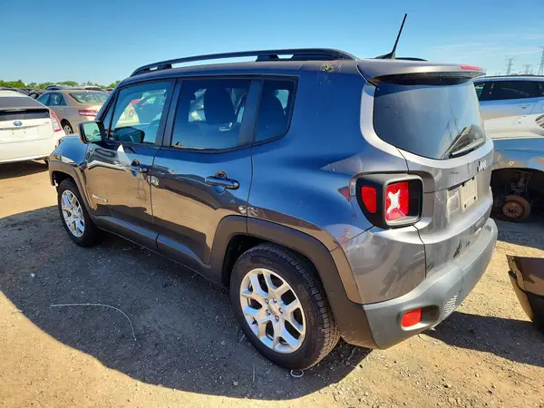 ZACCJABB7JPH03069 2018 JEEP RENEGADE - Image 2