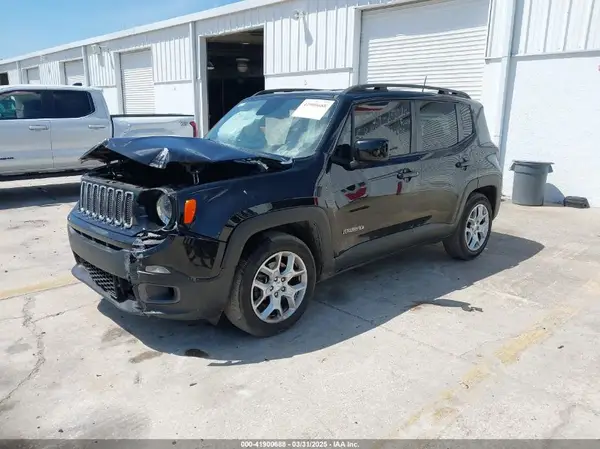 ZACCJABB7JPH06179 2018 JEEP RENEGADE - Image 2