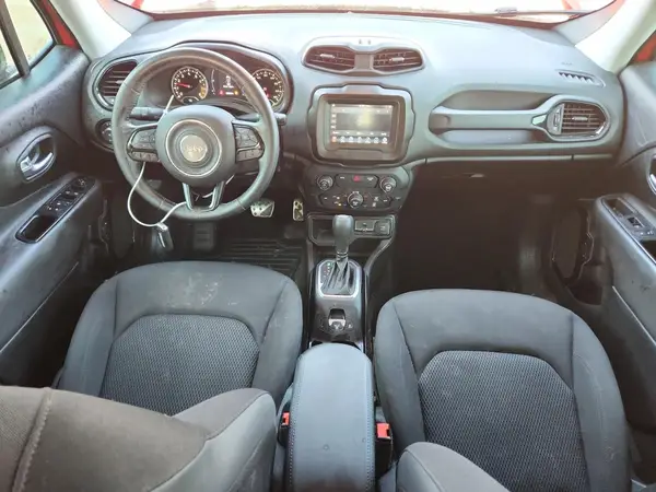 ZACCJABB7JPH18199 2018 JEEP RENEGADE - Image 8