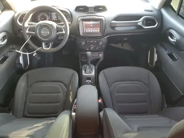 ZACCJABB7JPH18882 2018 JEEP RENEGADE - Image 8